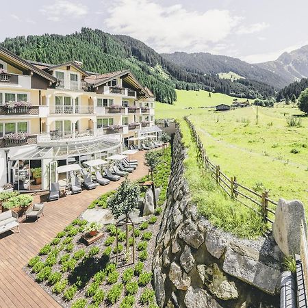 Traumhotel Alpina Superior --Yoga Und Ayurvedahotel (Adults Only) Герлос Экстерьер фото